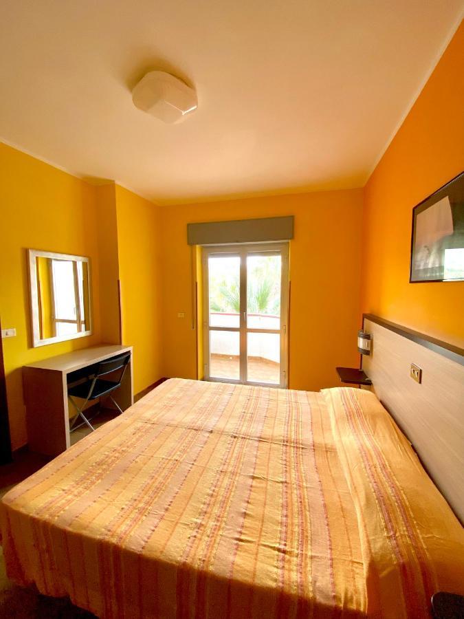 Residence Hotel Felix Рикади Екстериор снимка