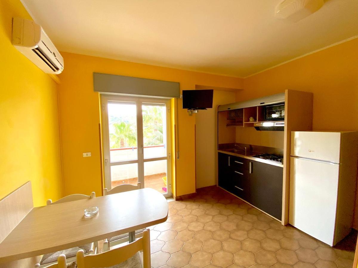 Residence Hotel Felix Рикади Екстериор снимка