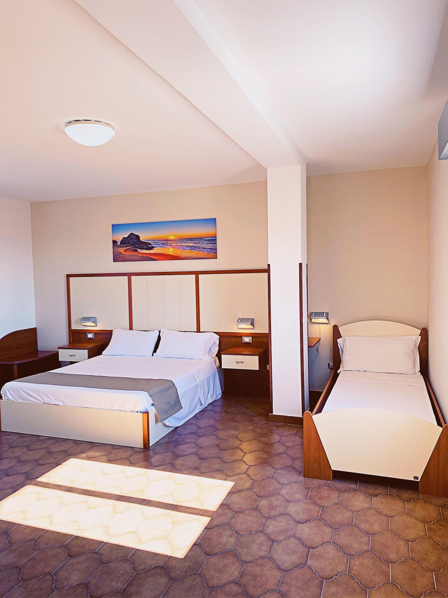 Residence Hotel Felix Рикади Екстериор снимка