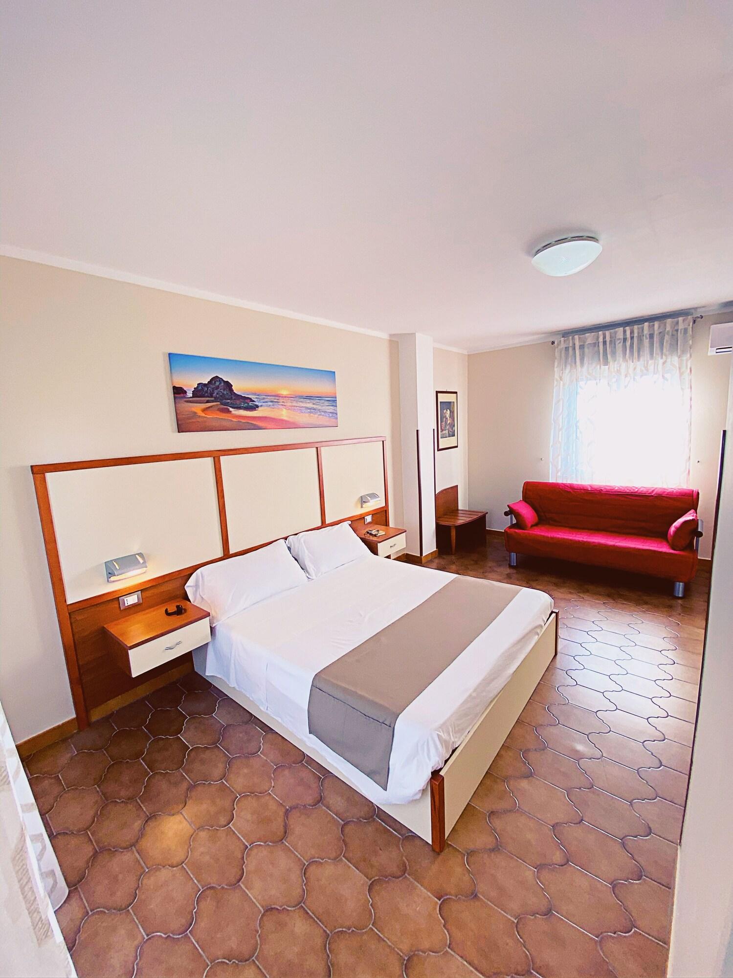 Residence Hotel Felix Рикади Екстериор снимка